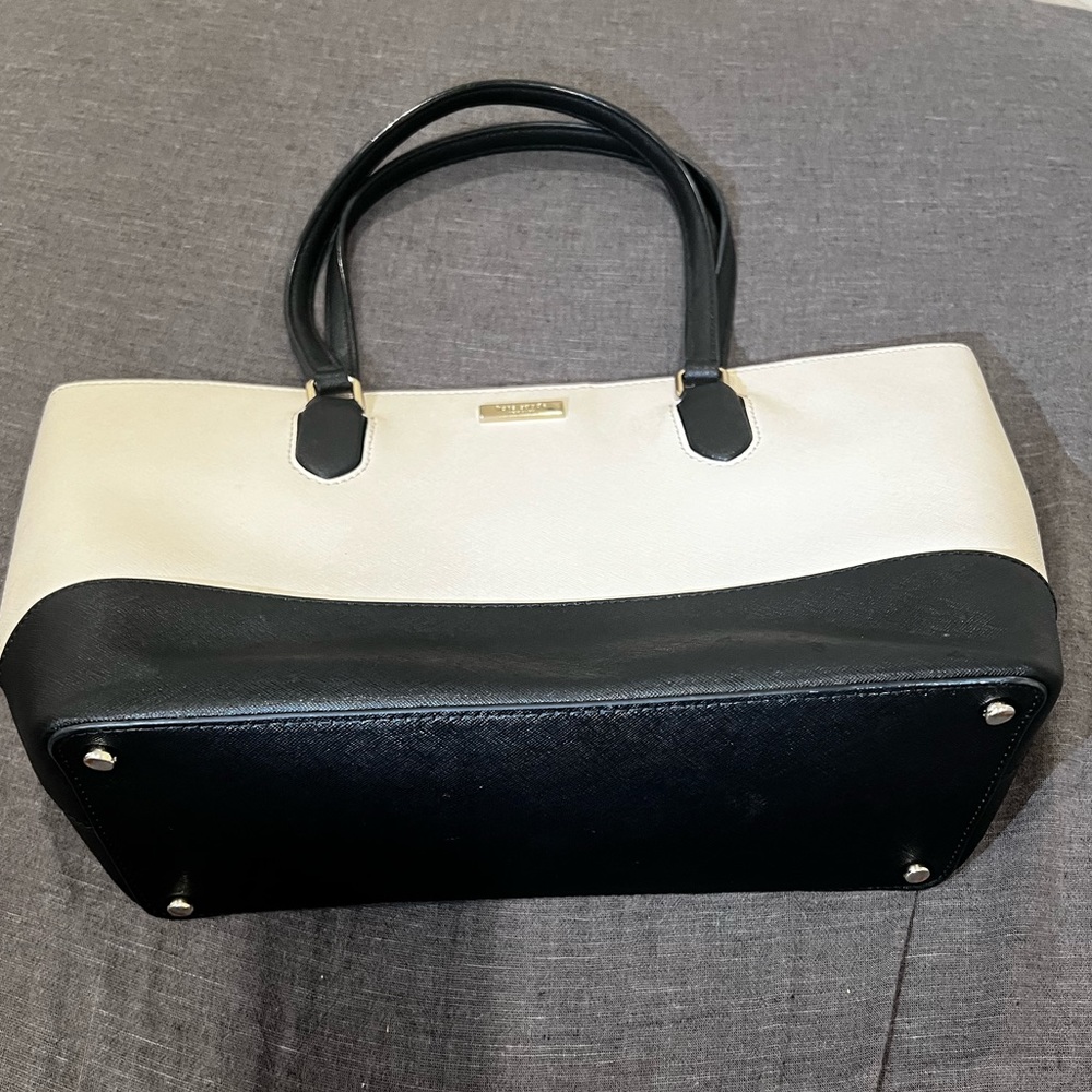 kate spade Beige and Black Two-Tone Tote - Picture 4 of 7